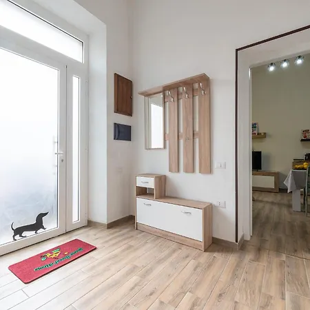 Indipendente Claro *